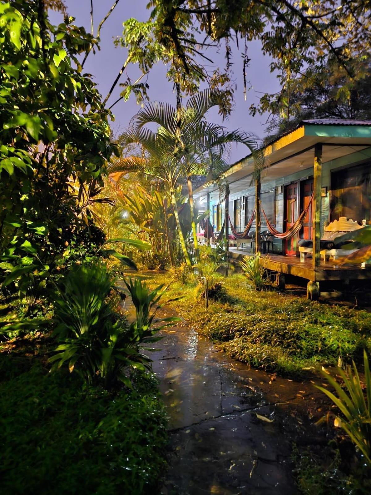 Cabinas Tortuguero Ngoại thất bức ảnh